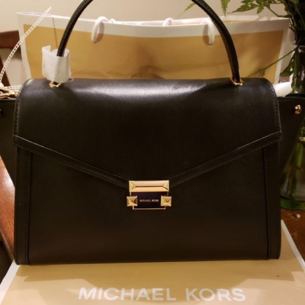 Michael Kors Authentic Purse